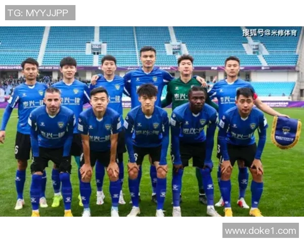 南京足球队荣登足球战术排行榜第五名展现强大实力与潜力 南京足球队荣登足球战术排行榜第五名展现强大实力与潜力