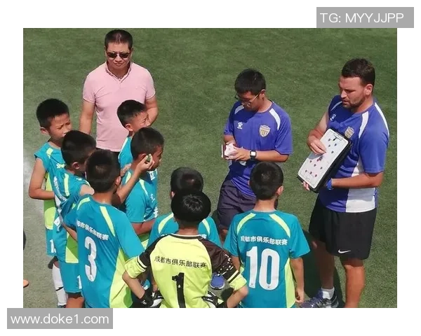 成都乒乓球队在精英赛积分榜上以83分稳居第一名展现强劲实力